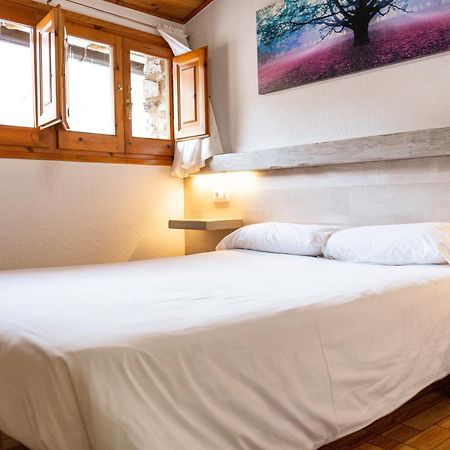 Hostal Casa Palmira Еспот Екстериор снимка