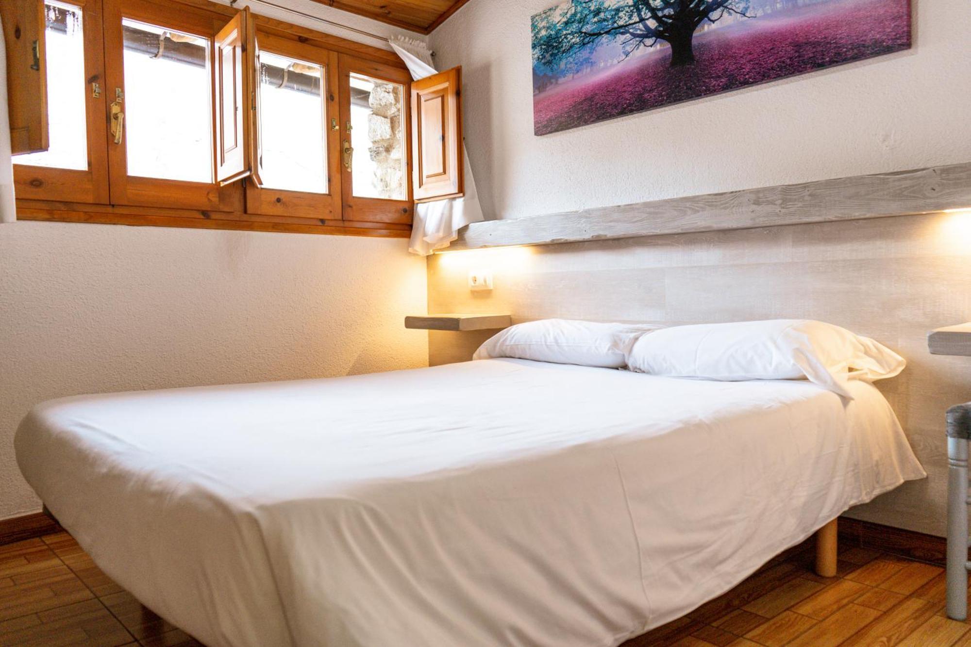Hostal Casa Palmira Еспот Екстериор снимка